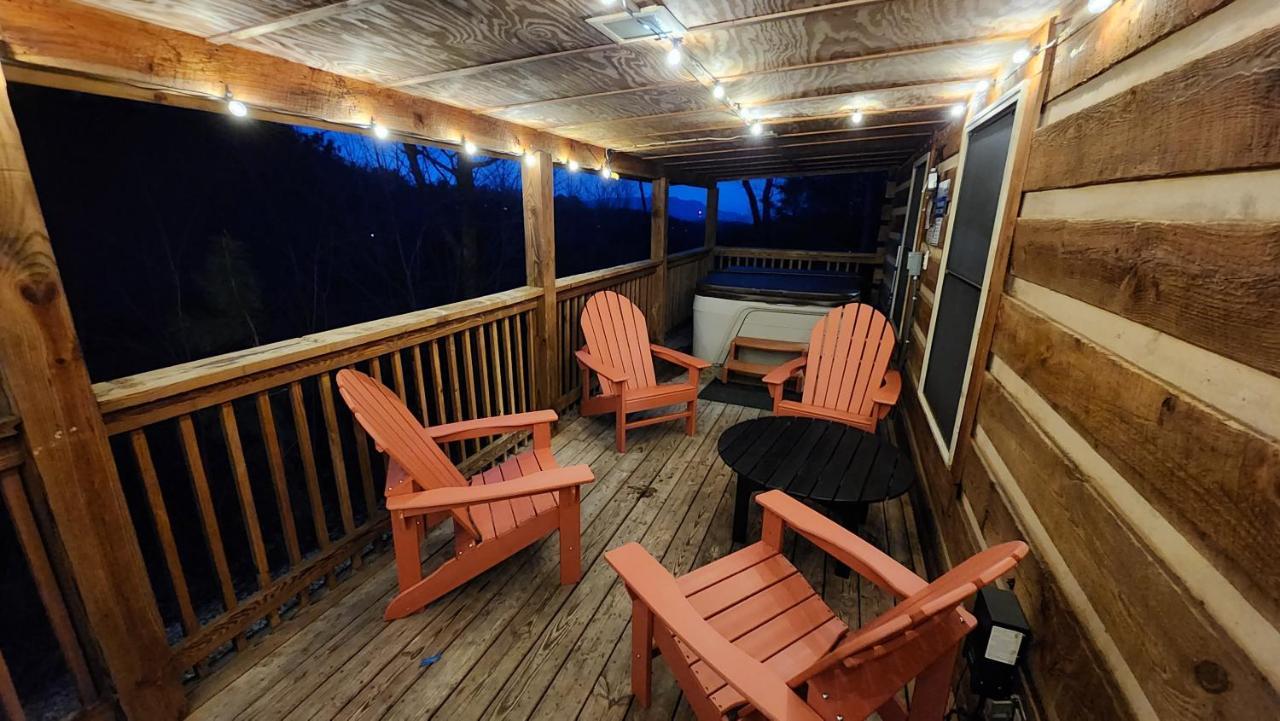 Rustic Cabin Севьервилл Экстерьер фото