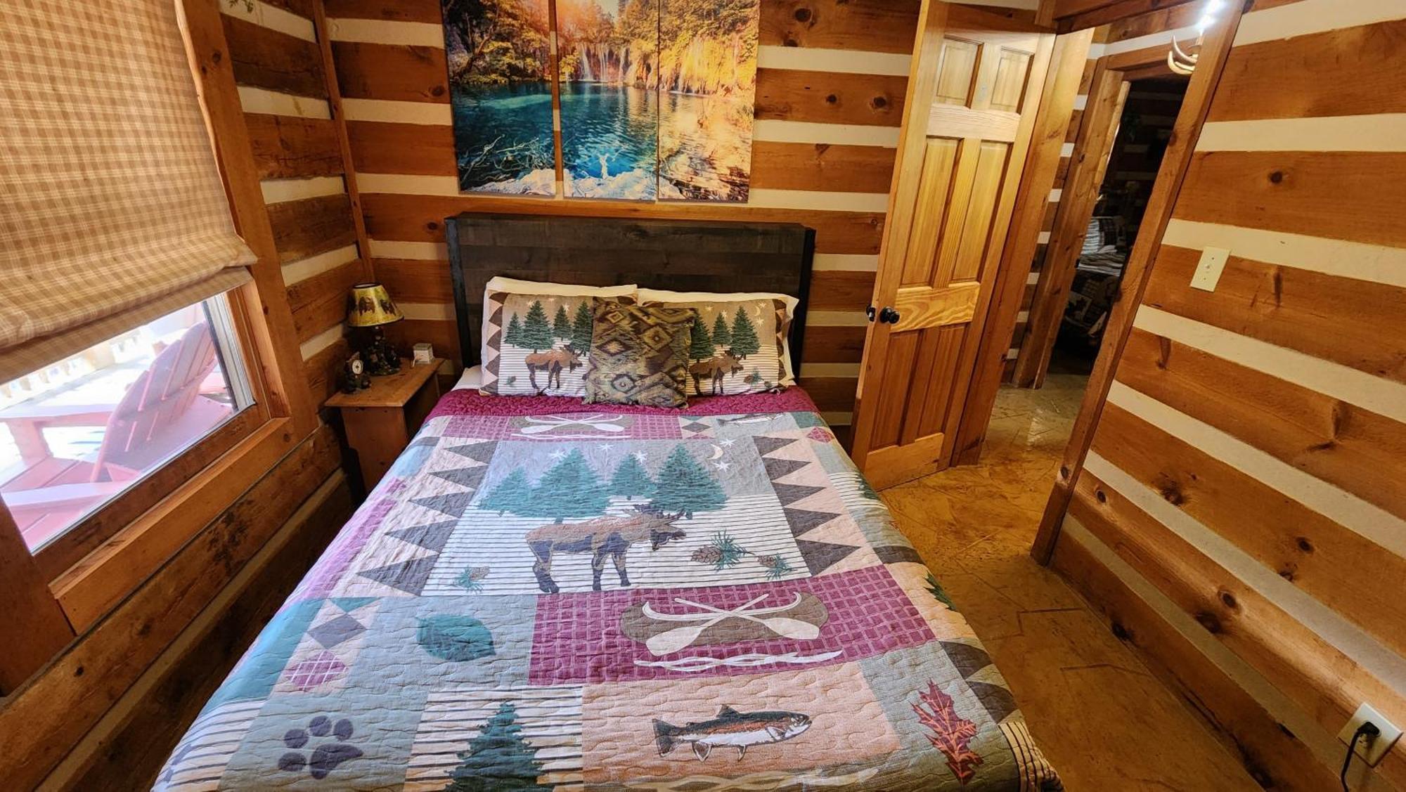 Rustic Cabin Севьервилл Экстерьер фото
